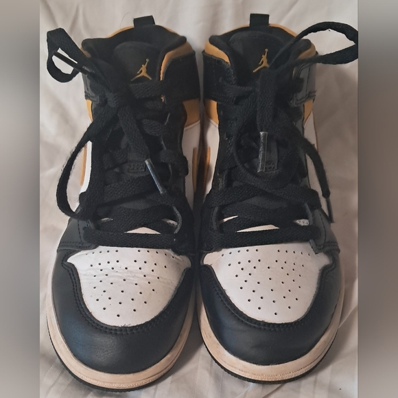 2Y Air Jordan 1 - Picture 2 of 13
